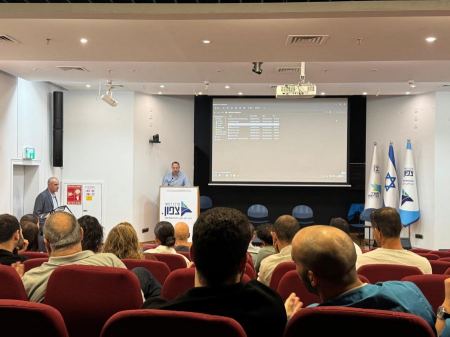 يوم دراسي حول الابتكارات في زراعة عظام الوجنة في قسم جراحة الفم، الوجه والفكين في المركز الطبي تسفون